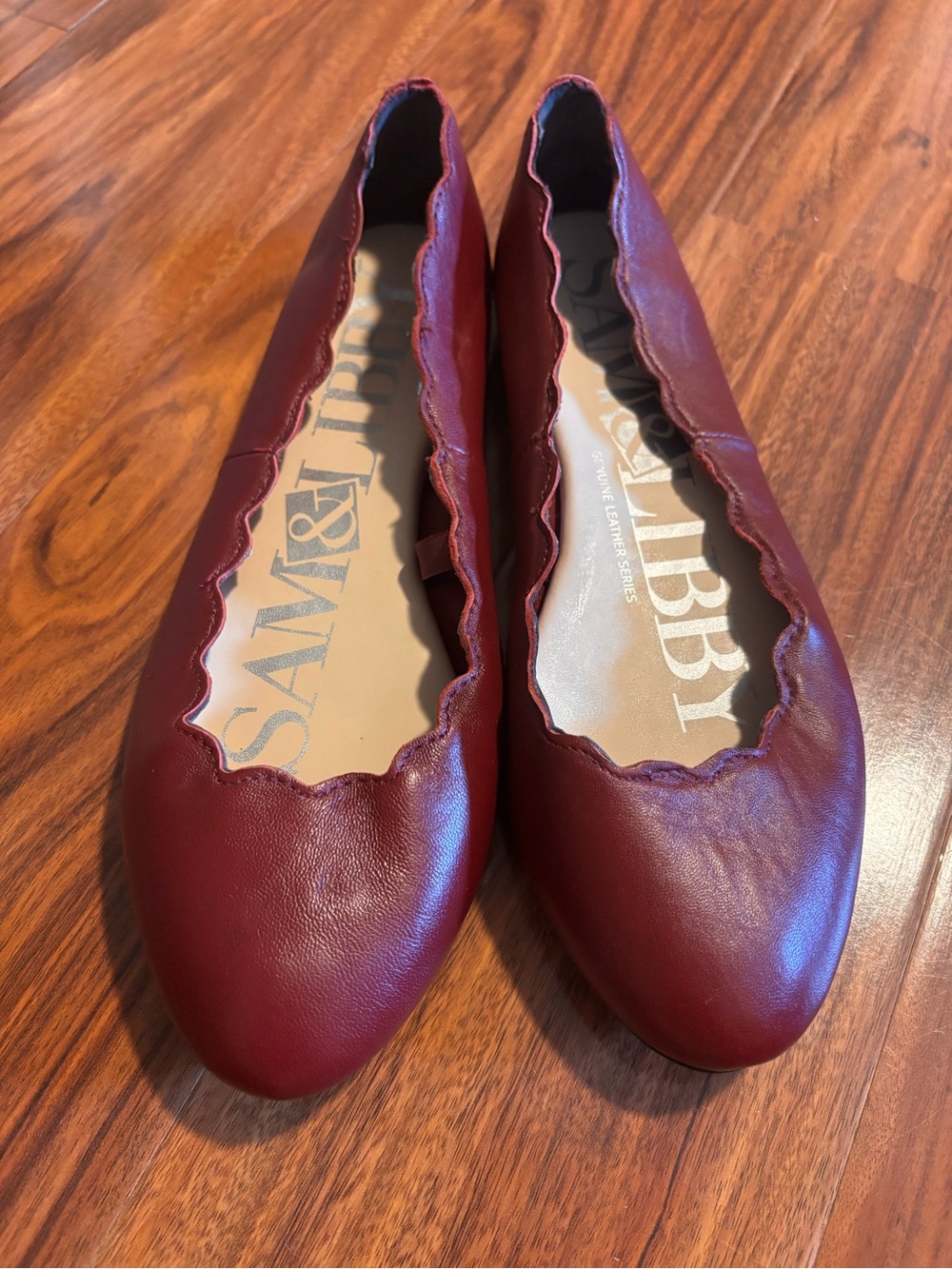Sam & Libby Women's Burgundy Scalloped Leather Ballet Flats